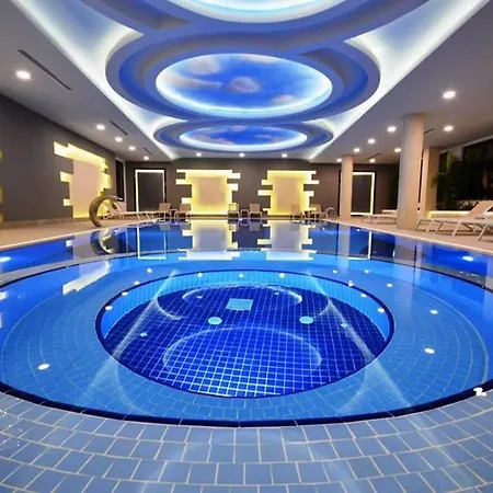 Luxury Flat With Panoramic Sea View